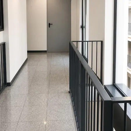 Apartment 2 Bedroom Near Graca-alfama-baixa-rossio With Private Parking *